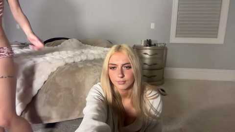 chloeros3e @ chaturbate on 20251121