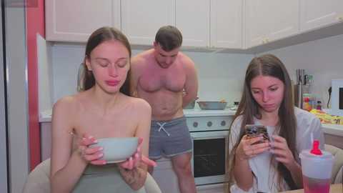 ihavepaws33 @ chaturbate on 20251121