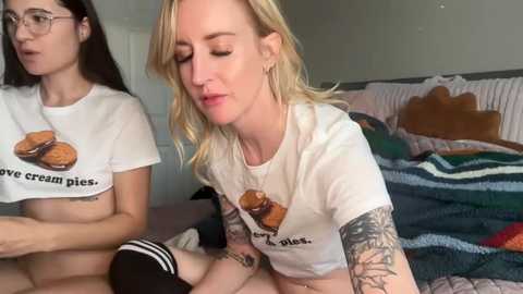 officiallyonlytams @ chaturbate on 20251122