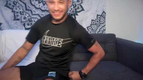 yurdreams_22 @ chaturbate on 20251122