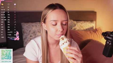 alodiaacomb @ chaturbate on 20251123