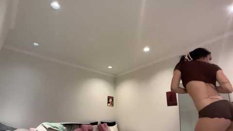 chloeros3e @ chaturbate on 20251123