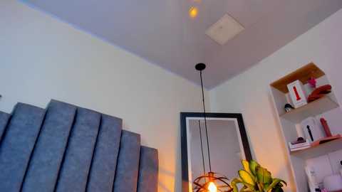 gabriela__gomez @ chaturbate on 20251123