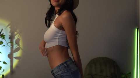 littlemiss_kira @ chaturbate on 20251123