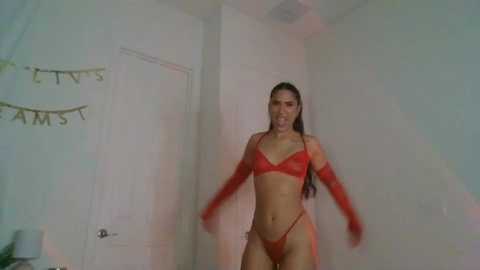 luvvvxliv @ chaturbate on 20251123