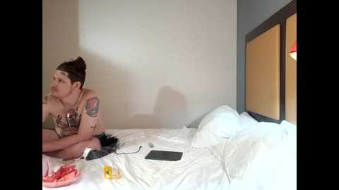 pinkpulseglobal @ chaturbate on 20251123