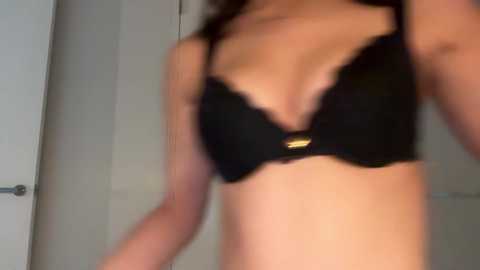 ava_delightt @ chaturbate on 20251124