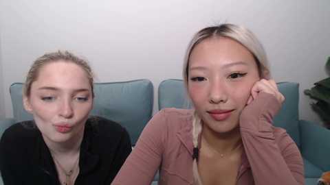 vivianwinters @ chaturbate on 20251125