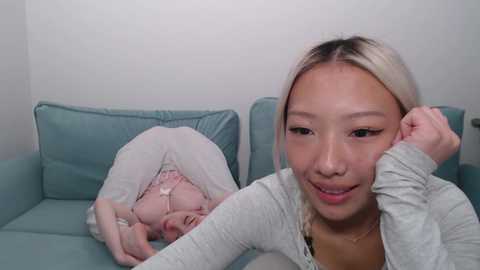 vivianwinters @ chaturbate on 20251125