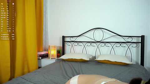 coventinaashfield @ chaturbate on 20251126