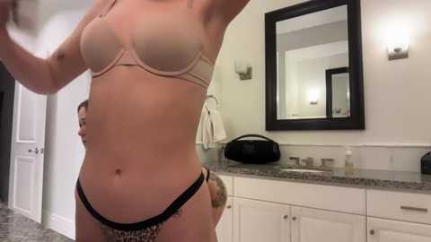 kenziesmithh @ chaturbate on 20251126