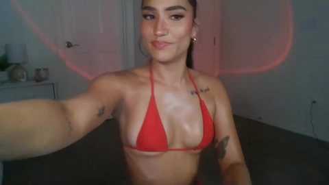 luvvvxliv @ chaturbate on 20251126