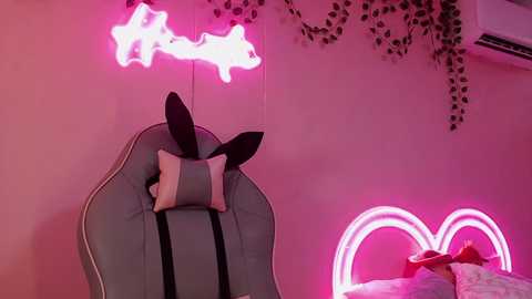 _miss_hinata_ @ chaturbate on 20251127