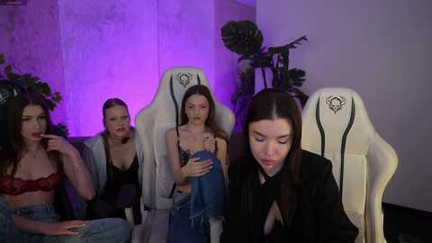 bright_diamonds_054 @ chaturbate on 20251127