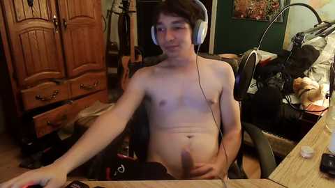 creamfilling1 @ chaturbate on 20251127