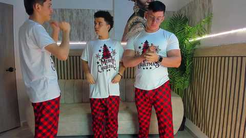 justingtime21 @ chaturbate on 20251128