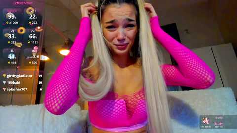 sassyt33n @ chaturbate on 20251128