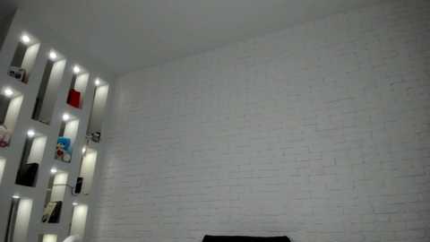 luv_yuna @ chaturbate on 20251129