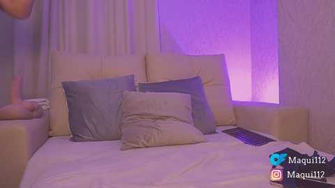 maquiii @ chaturbate on 20251129