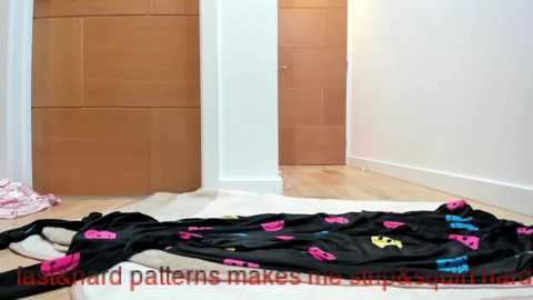 my_moon_light @ chaturbate on 20251129