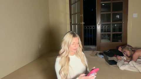 summerclarke2 @ chaturbate on 20251129