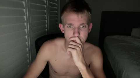 big13inchess @ chaturbate on 20251130