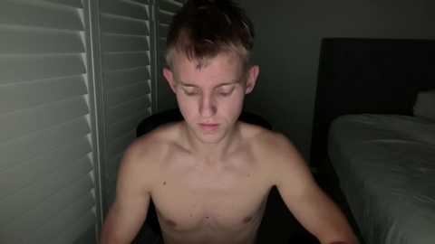 big13inchess @ chaturbate on 20251130