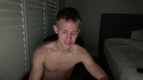 big13inchess @ chaturbate on 20251130