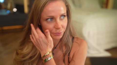 eva_fashionista @ chaturbate on 20251130