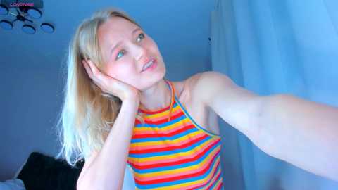 showmejenny @ chaturbate on 20251130