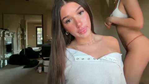 oliviacarterrr @ chaturbate on 20251201