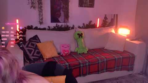 _lollyshy_ @ chaturbate on 20251202