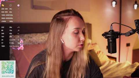 alodiaacomb @ chaturbate on 20251202