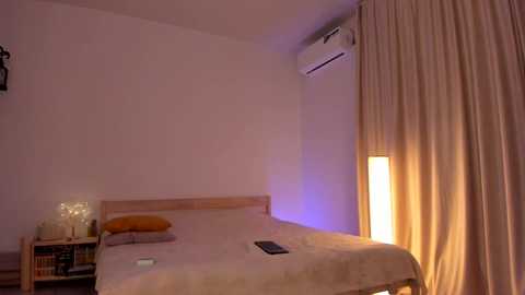 love_melody @ chaturbate on 20251202