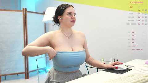 lovlybambi @ chaturbate on 20251203