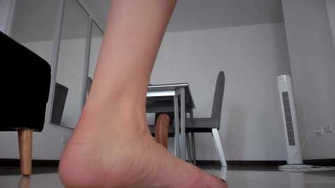 angelturned01 @ chaturbate on 20251204