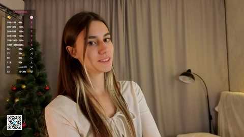 christinfinnie @ chaturbate on 20251204