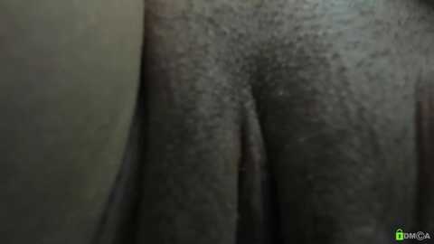 courtney_luv @ chaturbate on 20251204