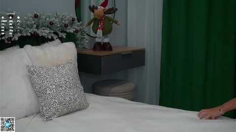 czamabech @ chaturbate on 20251204