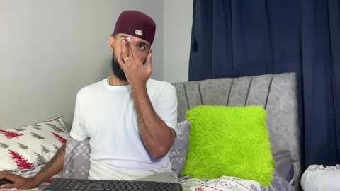 dcollins_ @ chaturbate on 20251204