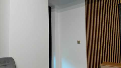 devyale @ chaturbate on 20251204