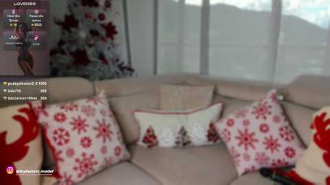 leyla_steel @ chaturbate on 20251204