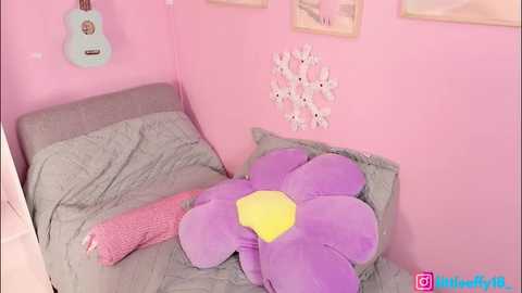 little_effy18_ @ chaturbate on 20251204