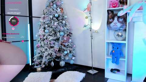 milkycute @ chaturbate on 20251204