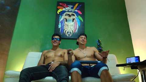 the_golden_boys @ chaturbate on 20251204