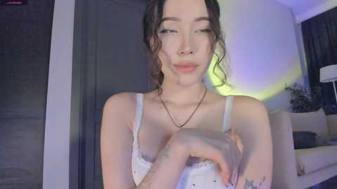 yours_meyy @ chaturbate on 20251204