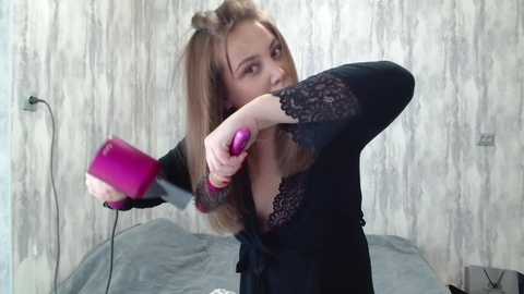 candymini @ chaturbate on 20251205