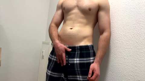 dertom_xxx @ chaturbate on 20251205