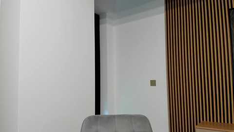 devyale @ chaturbate on 20251205