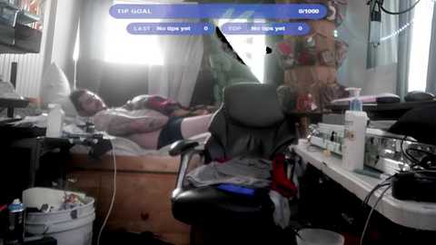 kinkybiguy14 @ chaturbate on 20251205